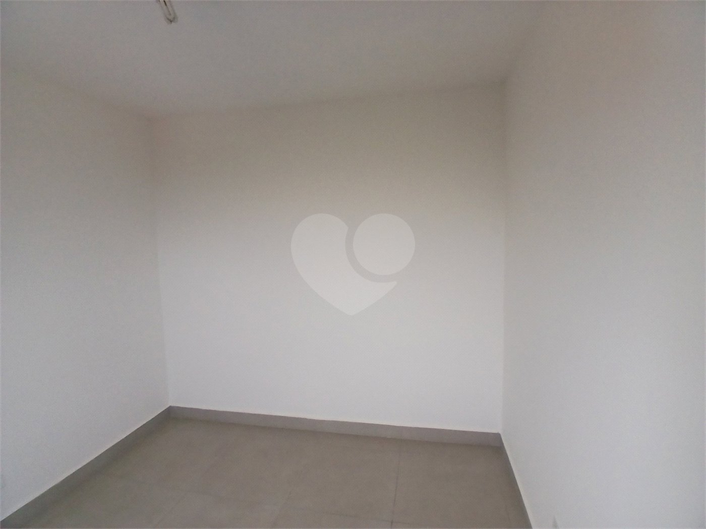 Apartamento à venda com 2 quartos em Vila dos Remédios, São Paulo, SP