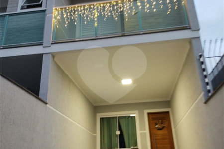 Casa à venda com 3 quartos, sendo 1 suíte, no condomínio Travessa Sílvio Lazzari,38, São Paulo - SP