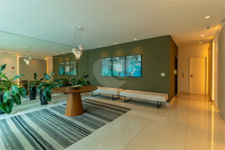 Apartamento à venda com 4 quartos, sendo 3 suítes,  em Chácara Santo Antônio, São Paulo, SP