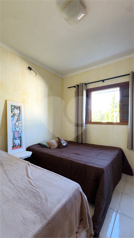 Chácara à venda com 4 quartos, sendo 1 suíte,  em Campos de Atibaia, Atibaia, SP