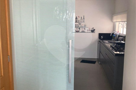 Apartamento à venda com 3 quartos, sendo 1 suíte, no Centro, São Bernardo do Campo, SP