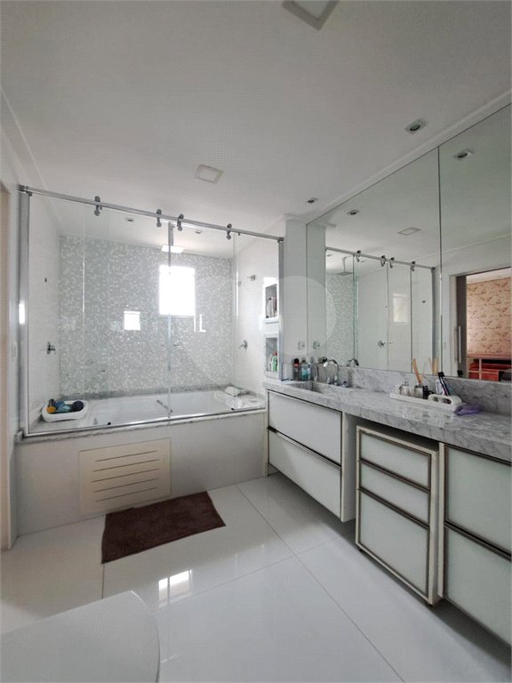 Apartamento à venda com 3 suítes no Centro, Santo André, SP