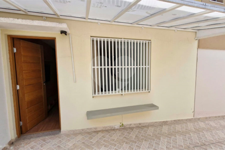 Casa à venda com 2 quartos, sendo 1 suíte, no condomínio A.m.costa, São Paulo - SP