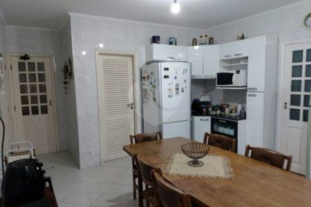Casa à venda com 4 quartos em Caixa D´água, Vinhedo, SP