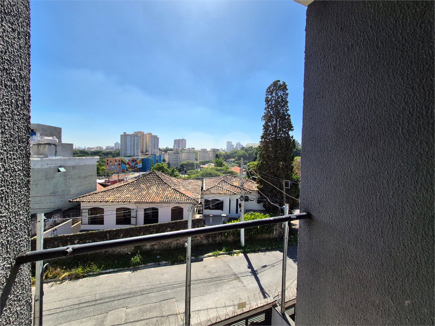 Sobrado à venda com 3 quartos, sendo 1 suíte, em Cidade dos Bandeirantes, São Paulo, SP