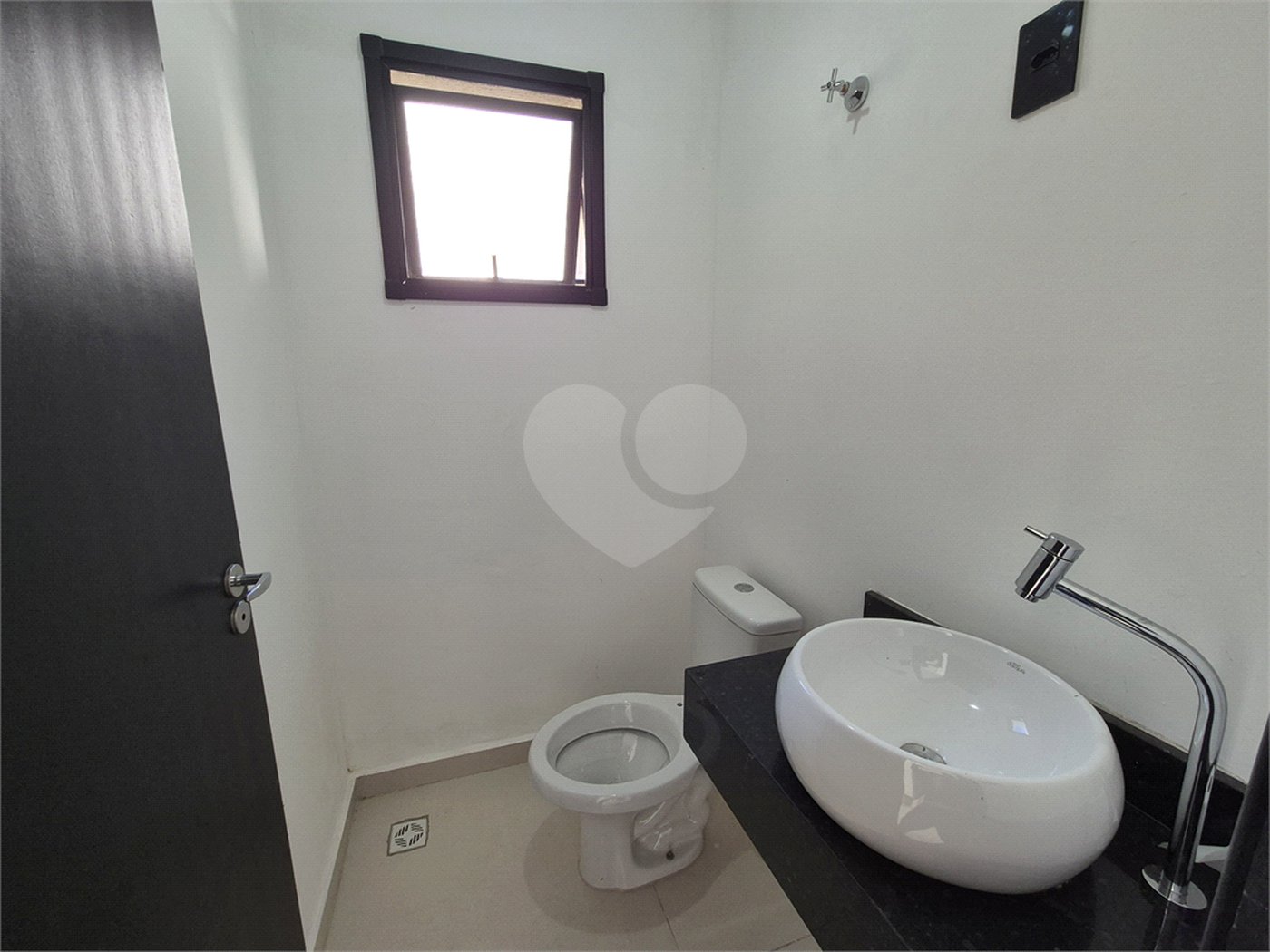 Casa à venda com 3 quartos, sendo 1 suíte, em Jardim Paraíso da Usina, Atibaia, SP