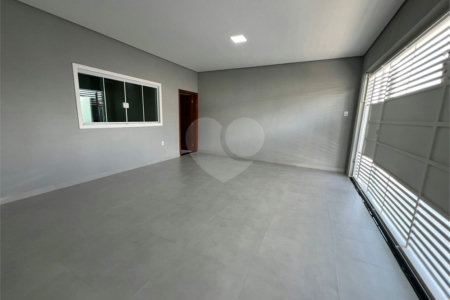 Casa à venda com 3 quartos, sendo 1 suíte, em Parque São Lourenço, Indaiatuba, SP
