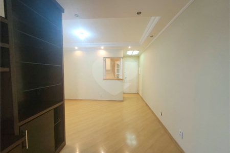 Apartamento para alugar com 3 quartos, sendo 1 suíte,  em Vila Hamburguesa, São Paulo, SP