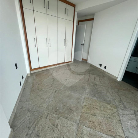 Apartamento à venda com 4 quartos, sendo 2 suítes, em Vila Nova, Cabo Frio, RJ