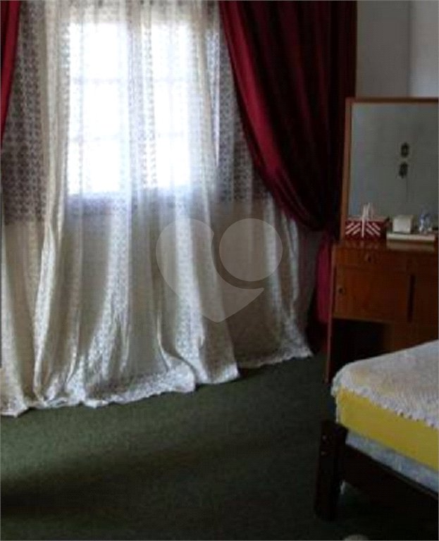 Sobrado à venda com 2 quartos, sendo 1 suíte, em Jardim Las Vegas, Guarulhos, SP