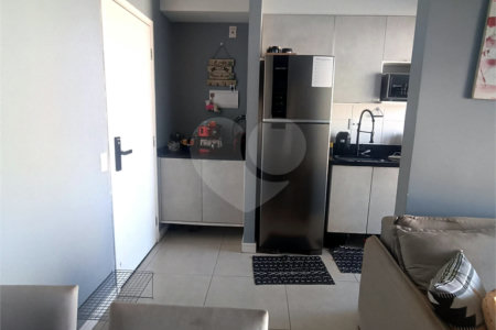 Apartamento à venda com 2 quartos, sendo 1 suíte,  em Parque Vitória, São Paulo, SP