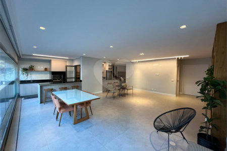 Apartamento à venda com 4 quartos, sendo 2 suítes, em Sumaré, São Paulo, SP