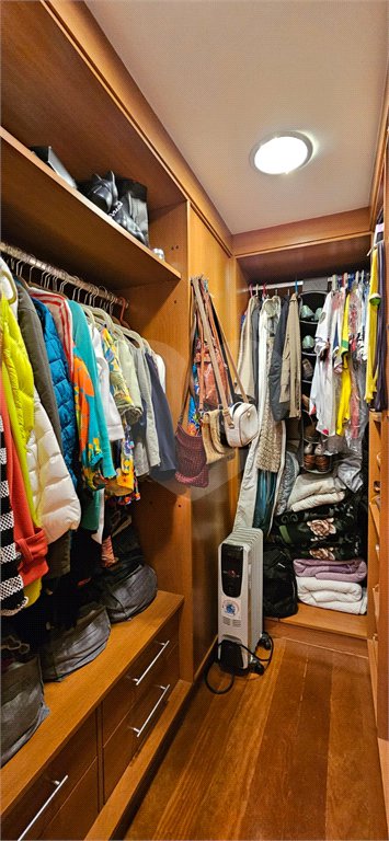 Apartamento à venda com 3 quartos, sendo 2 suítes, em Pinheiros, São Paulo, SP