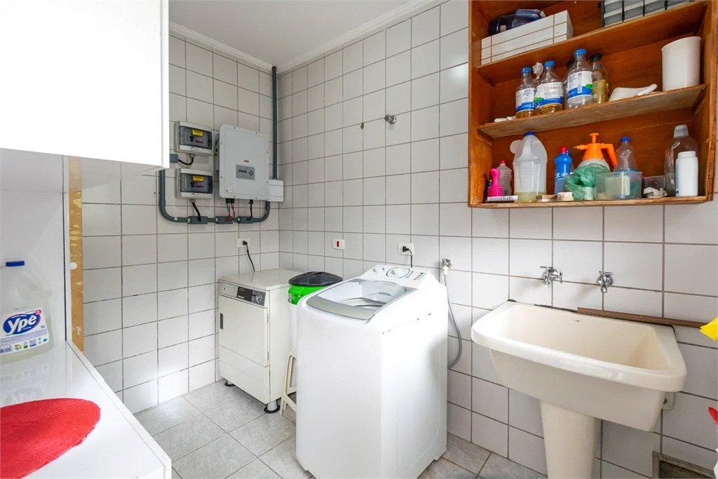 Casa à venda com 3 quartos, sendo 1 suíte,  em Vila Cordeiro, São Paulo, SP