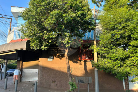Sobrado à venda com 5 quartos, sendo 2 suítes, em Vila Monte Alegre, Ribeirão Preto, SP