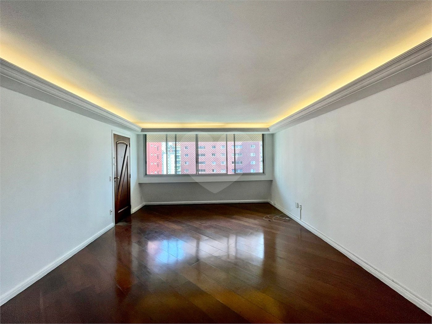 Apartamento à venda com 3 quartos, sendo 1 suíte, em Itaim Bibi, São Paulo, SP