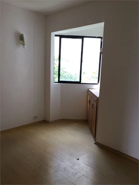 Apartamento à venda com 3 quartos, sendo 1 suíte, em Jardim Parque Morumbi, São Paulo, SP