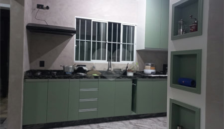 Sobrado à venda com 3 quartos, sendo 1 suíte,  em Villa Di Cesar, Mogi das Cruzes, SP