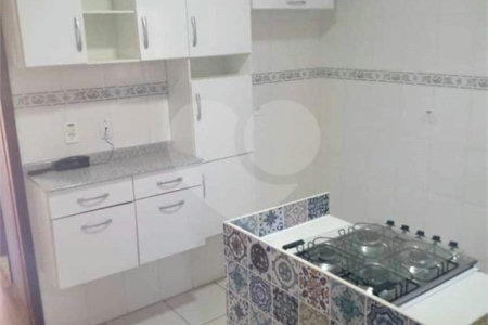 Casa à venda com 2 quartos no condomínio Jardim Europa, Mogi das Cruzes - SP