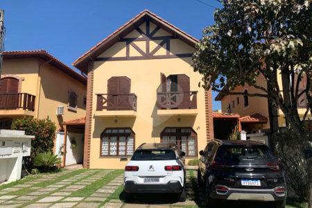 Casa à venda com 3 quartos, sendo 1 suíte, no condomínio Greenland, São Paulo - SP