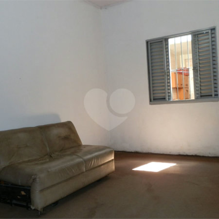 Casa Térrea à venda com 3 quartos, sendo 1 suíte,  em Vila Santo Estéfano, São Paulo, SP