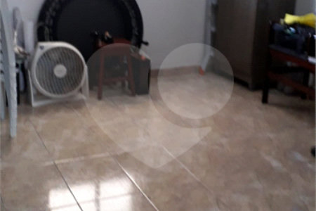 Casa à venda com 3 quartos, sendo 1 suíte, em Parque Continental I, Guarulhos, SP