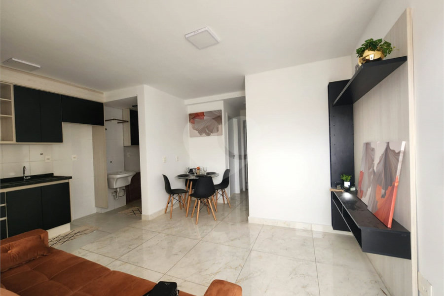 Casa à venda com 2 quartos no condomínio Esmeraldino, São Paulo - SP
