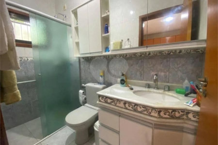 Casa à venda com 3 quartos, sendo 1 suíte, no condomínio Recanto dos Paturis, Vinhedo - SP