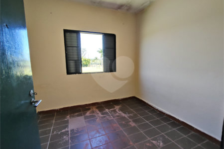 Fazenda para alugar com 3 quartos em Vila Santana, Itapetininga, SP