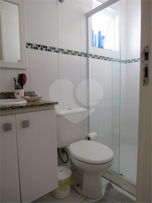 Casa à venda com 2 suítes no condomínio Real Residencial Julia, São Paulo - SP