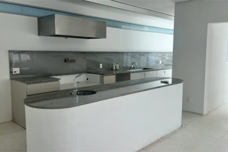 Sobrado à venda ou para alugar com 3 quartos, sendo 1 suíte, em Água Branca, São Paulo, SP