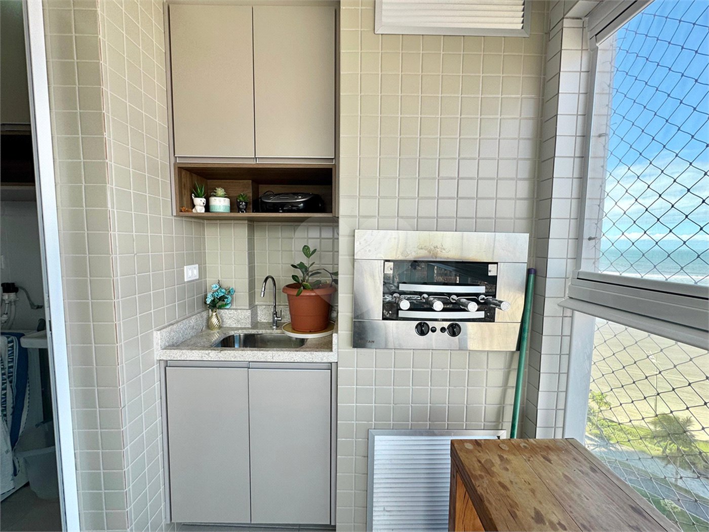 Apartamento à venda com 2 quartos em Caiçara, Praia Grande, SP