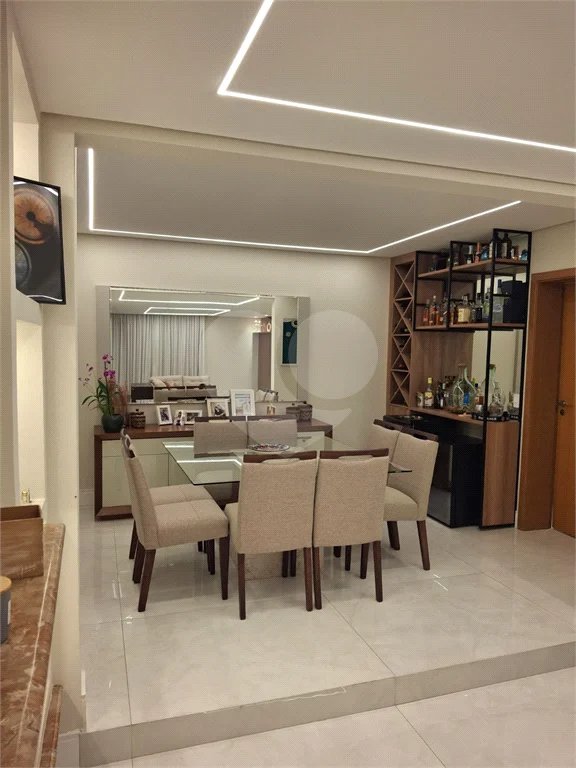 Apartamento à venda com 3 suítes em Santana, São Paulo, SP