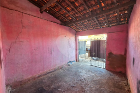 Casa à venda com 2 quartos em Jardim Vieira de Moraes, Itapetininga, SP