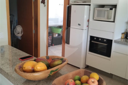 Casa à venda com 3 quartos, sendo 1 suíte, no condomínio Il Paradiso, Vinhedo - SP