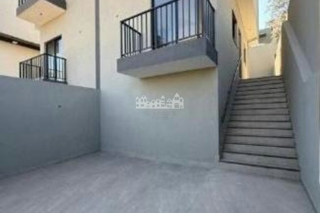 Casa à venda com 2 suítes em Jardim Santo Antônio, Atibaia, SP