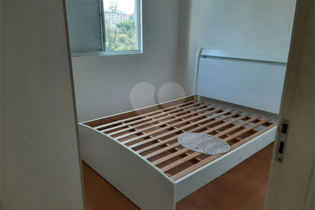 Apartamento à venda ou para alugar com 3 quartos, sendo 1 suíte,  em Vila Suzana, São Paulo, SP