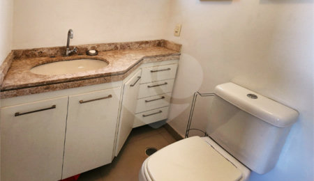 Casa à venda com 4 quartos, sendo 2 suítes,  no condomínio Vila Nova de Gaia, São Paulo - SP