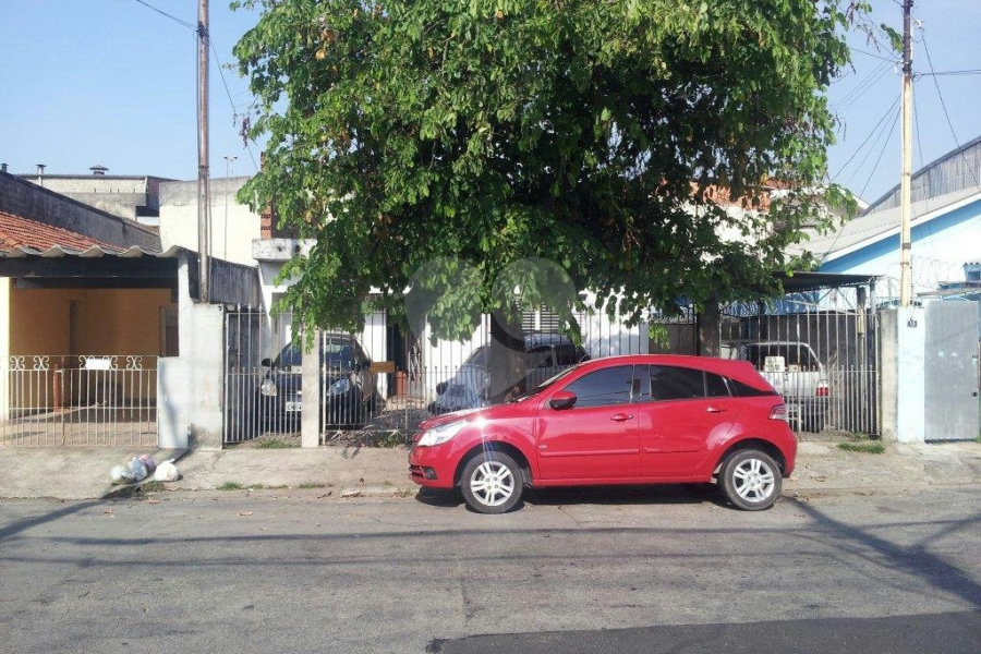 Casa Térrea à venda com 3 quartos em Parque Novo Mundo, São Paulo, SP
