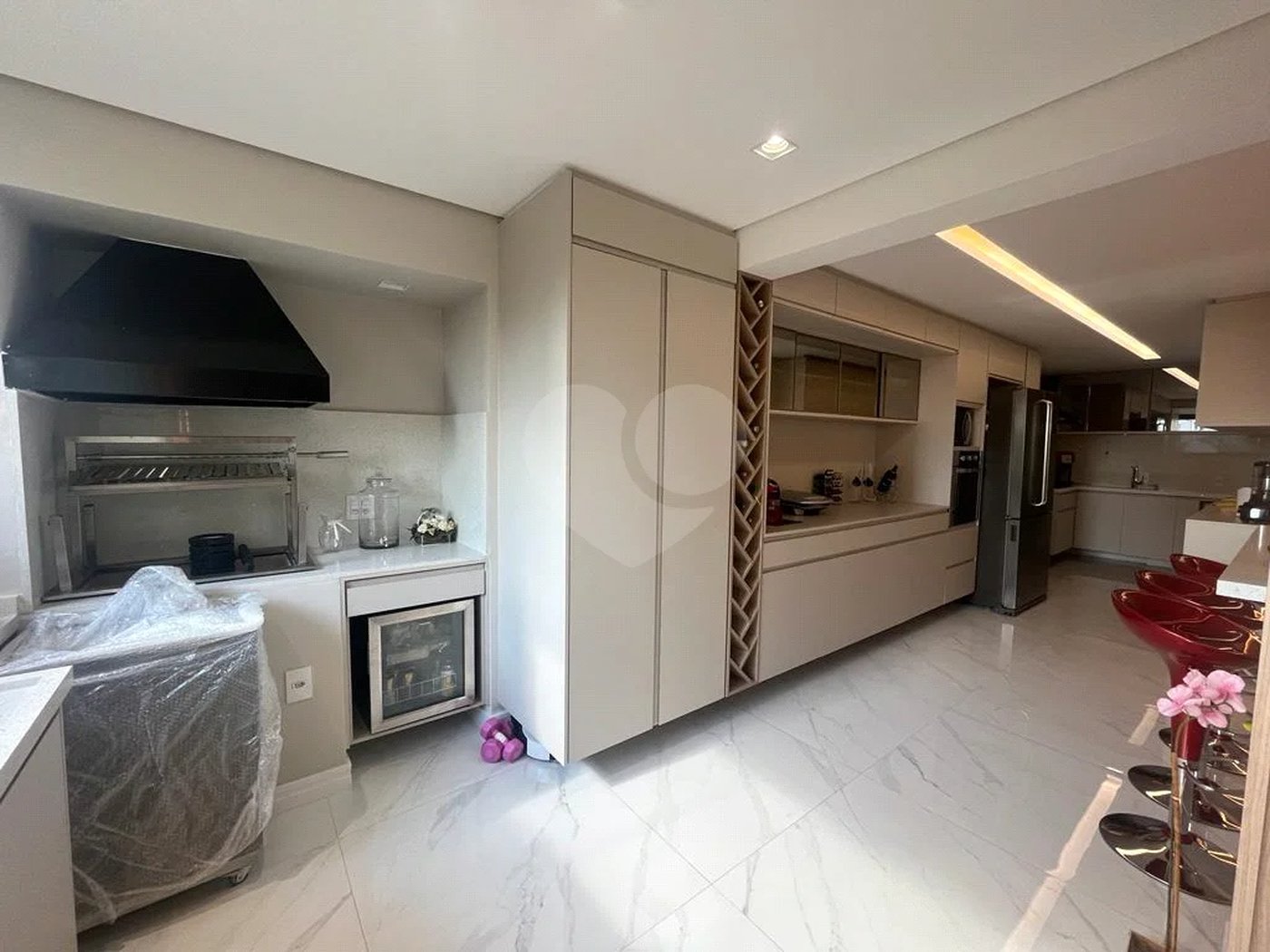 Apartamento à venda com 3 suítes em Santa Teresinha, São Paulo, SP