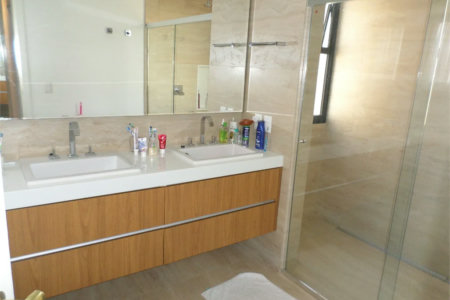 Apartamento à venda com 4 quartos, sendo 2 suítes, em Jardim Londrina, São Paulo, SP