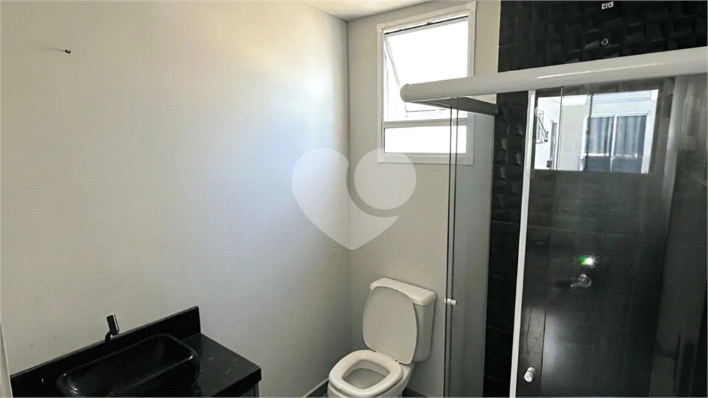 Casa à venda com 2 quartos no condomínio Residencial Jasmin, Itapetininga - SP