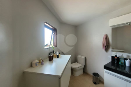 Casa à venda com 3 quartos, sendo 1 suíte, no condomínio Residencial Vila Verde, Sorocaba - SP