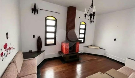 Sobrado à venda com 5 quartos, sendo 3 suítes, em Vila Clarice, São Paulo, SP