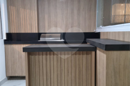 Apartamento à venda com 3 quartos, sendo 1 suíte,  em Jardim Vazani, São Paulo, SP