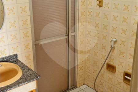Apartamento à venda com 3 quartos, sendo 1 suíte,  no Centro, Araraquara, SP