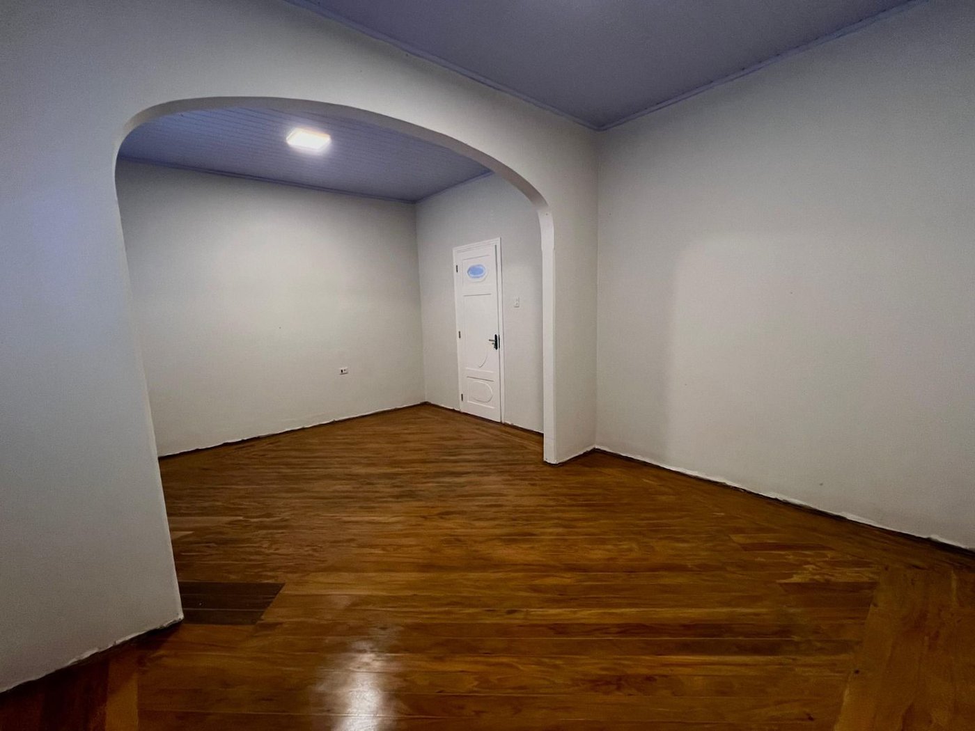 Casa com 3 dormitórios para alugar, 284 m² por R$ 21.162,89 - Gonzaga - Santos/SP