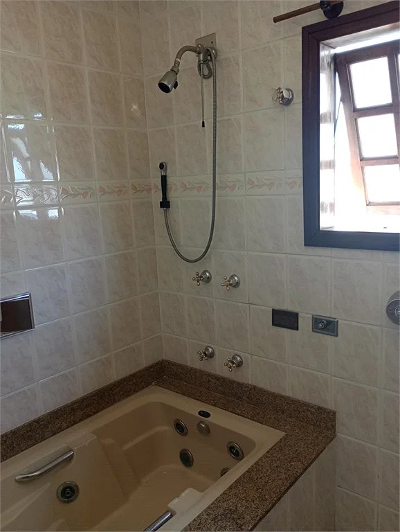 Sobrado à venda com 3 suítes em Vila Inah, São Paulo, SP