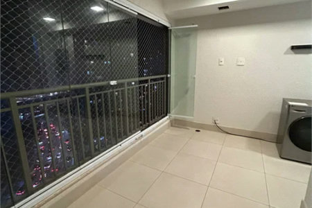 Apartamento à venda com 3 quartos, sendo 1 suíte,  em Vila Andrade, São Paulo, SP