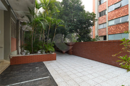 Apartamento à venda com 2 quartos em Alto da Boa Vista, São Paulo, SP